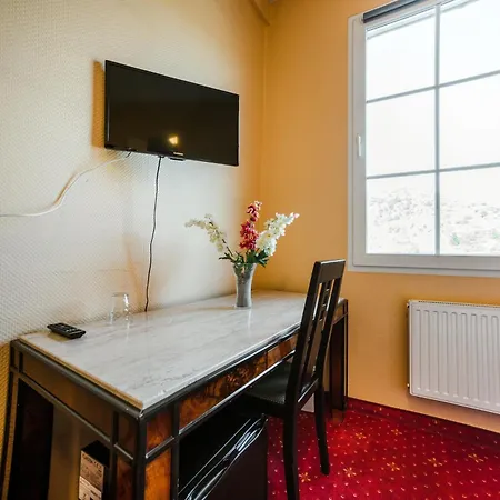 Hotel Rheinfels 3*