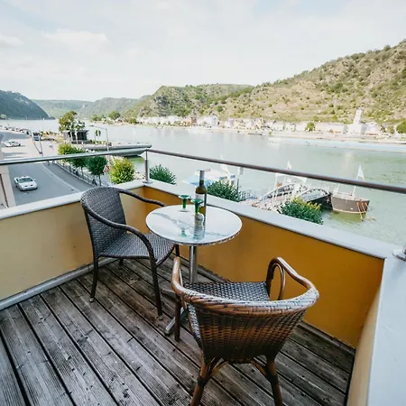 Hotel Rheinfels 3*