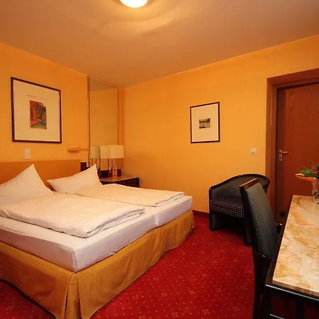 Rheinfels - Radfahrer Willkommen Hotel 5*