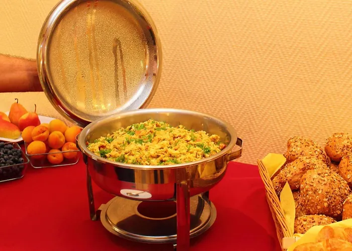 מלון Rheinfels - Radfahrer Willkommen