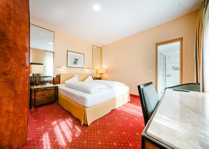 מלון Rheinfels - Radfahrer Willkommen