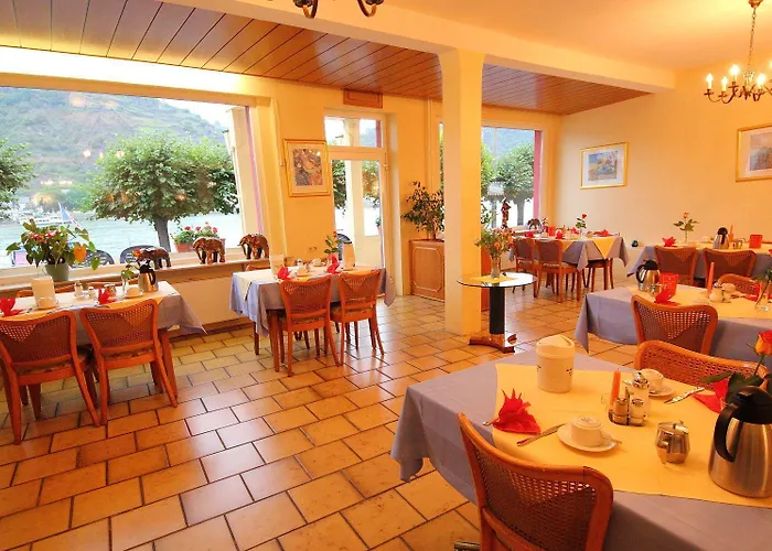 Rheinfels - Radfahrer Willkommen מלון